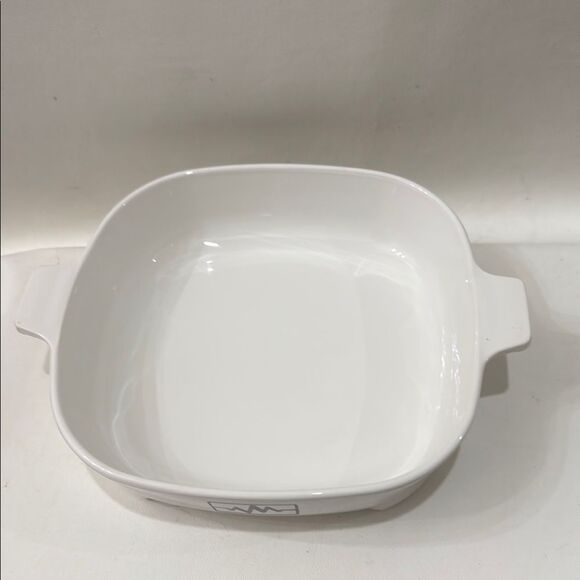 CorningWare White Casserole Dish with Glass Lid - Picture 3 of 11